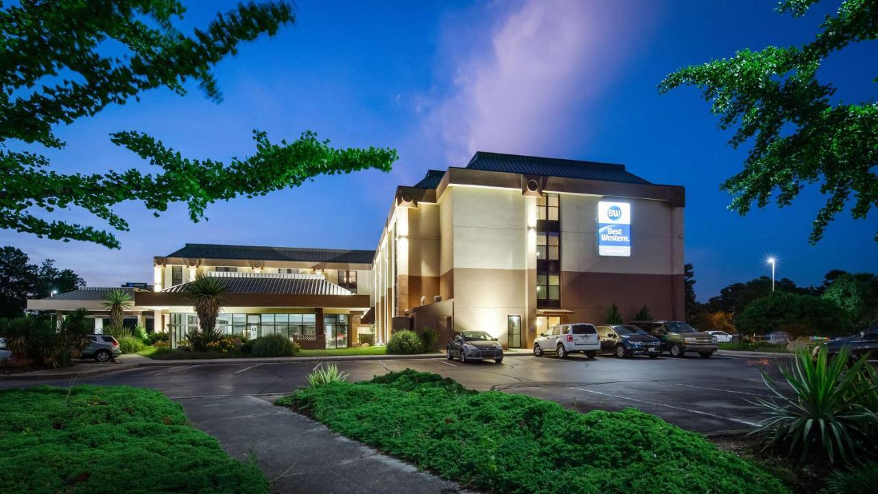 Best Western Historic Area Williamsburg Buitenkant foto